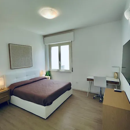 Attico Da Vinci Luxury Penthouse شقة أولبيا