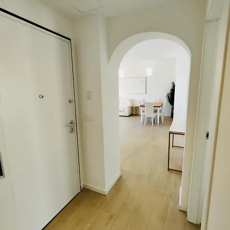 شقة Attico Da Vinci Luxury Penthouse